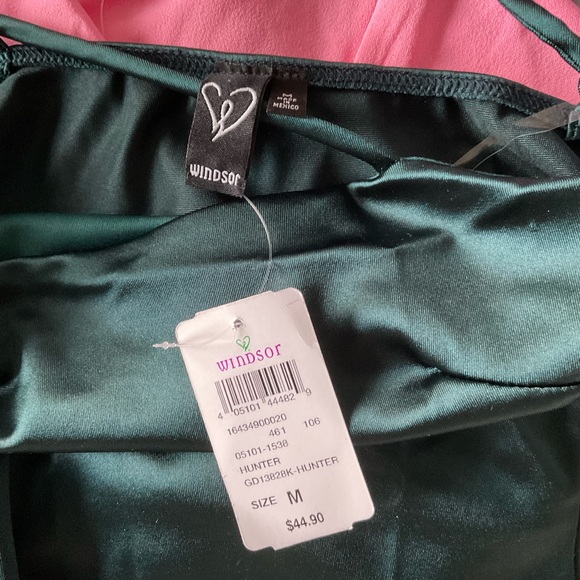 Windsor Ruffle Dress - Picture 4 of 4